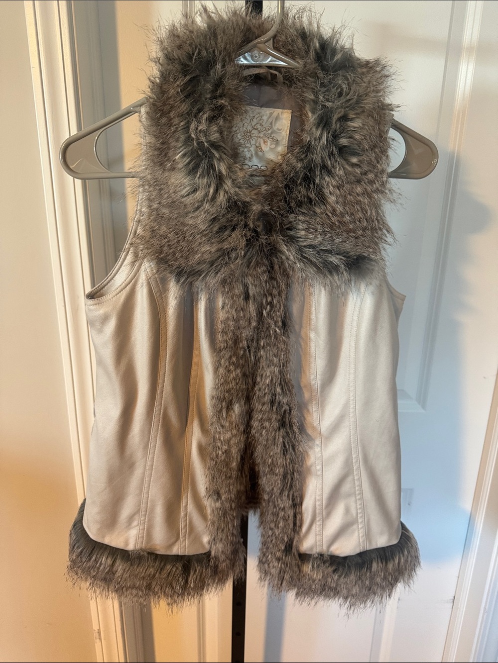 Arden B Cream Vest with Gray Faux Fur Trim